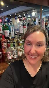 Happy Saturday! Andy's behind the bar from 11-4 and Crystal will be in from  4-close! It's a great day to stop in for a cold drink!🍻