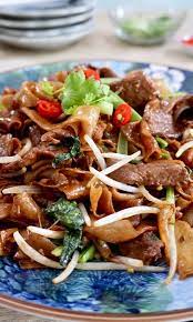 Dry Fried Beef Hor Fun Recipe Beef Recipes Fried Beef