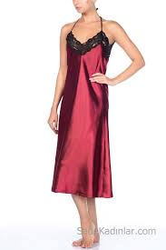 2019 Saten Gecelik Modelleri Bordo Uzun Askili Yakasi Dantelli Gecelikler Moda Stilleri Model