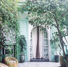 525 Mentions J Aime 4 Commentaires Riad Kitula Marrakech Kitulamarrakech Sur Instagram I Am Here To Live And In 2020 Resort Living Exterior Design Marrakech