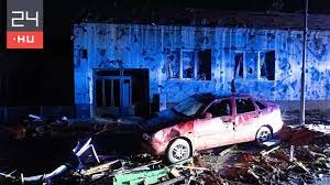 Apocalyptic horrifying video of a massive tornado recorded from a house in czech republic. P2c6evmuayywzm
