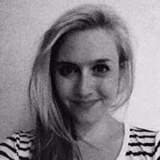 Mandi Wood's Instagram, Twitter & Facebook