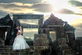 Majalengka, adalah nama dari sebuah area yang secara geografis berada sebelah timur di provinsi jawa barat yang memiliki luas sekitar 1.204,24 kilometer persegi. 10 Lokasi Yang Layak Jadi Pilihan Untuk Latar Foto Prewedding Mu Bersama Pasangan