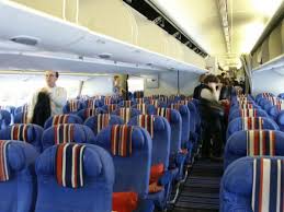 Aisles are narrow in the economy class cabin as air france has 10 seats abreast. Seat Map Air France Boeing B777 200 International Long Haul 312pax Seatmaestro
