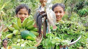 Lisa Cooking and Survival Skills in forest