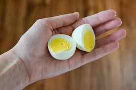 For a hard boiled egg, boil for 7 minuets for a soft boiled egg, boil for 3 minutes. I5tbijp30uohqm