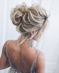 Perfect hair products gift for women and men, hair care basket sets, everything you need for a spa day, soap bars, shampoo, conditioner, body lotion. Wedding Hair Updo Messy Medium Lengths For Women 2019 Page 25 Of 26 Hairstylezonex