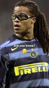 Why was Edgar Davids Wearing Glasses during Matches?