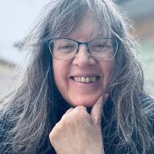 I love this ! There is not much going well lately. This is an excellent  post. So happy for this dog and his family !