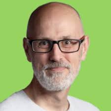 1 year ago today I swapped an in-house role for agency life at JE  Consulting. Safe to say, I've learned a lot, but most importantly I've  realised growth doesn't come from comfort.