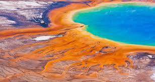 The location of yellowstone's three calderas and two resurgent domes. Scientists Construct New Theory Of Yellowstone S Supervolcano Hot Spot