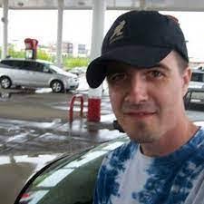 Derek Pullum's Instagram, Twitter & Facebook