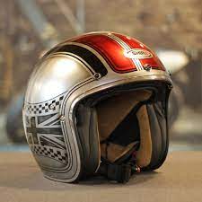 Pin Di Helmets