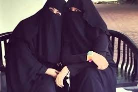 Umur 42 tahun) merupakan seorang aktris berkebangsaan indonesia. Epjock44khcxym