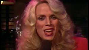 Melanie Rosales performance