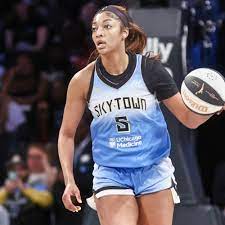 WNBA Fans Are Convinced That Angel Reese Is Officially Done With The  Chicago Sky, And She Already Has Her Next Team Picked Out Full story via 🔗  in comments. 👇