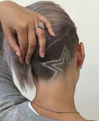 In fact, they have become quite popular with daring women these days. 30 Shaved Sides Haircut Female Ideas In 2019