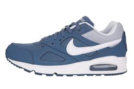 Nike Air Max Ivo Hakkinda Bilgi Edinebileceginiz Ve Ayni Zamanda Uygun Nike Air Max Nike Air Ayakkabilar