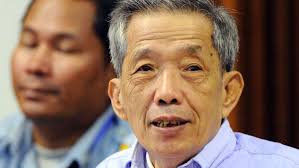 Spuren der Roten Khmer: Spuren der Roten Khmer: Das üble Erbe, das heute  kapitalistische Früchte trägt