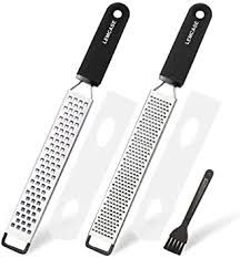 Lemcase Rallador De Limon Queso Fino Zester Con Cuchilla De Acero Inoxidable Y Mango De Silicona Negro 2 Piezas Set Amazon Es Hogar