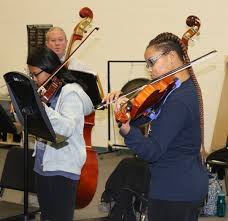 Lackey Band, Orchestra Students Prep for Festival at Strings Clinic