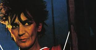 LE MAGICIEN OX: Dites 33 : Jacques Higelin "Champagne pour tout le monde"  et "Caviar pour les autres" (1979 )