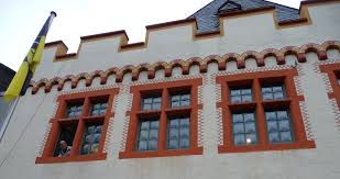 29 häuser zum kauf in trier. Cusanus Geburtshaus Der Weltstar Aus Kues Mosel 2 0