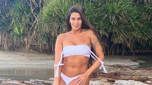 She acted in the comedy locos sueltos en el zoo (2015). Ivana Nadal Indignada Porque Tuvo Que Hacerse Un Pcr Para Viajar A Estados Unidos Noticias Argentinas