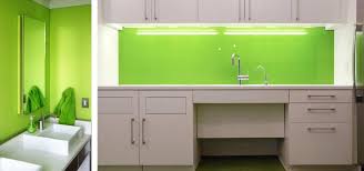 Bellissimo colors' glass backsplash offers endless possibilities for you to play with. Bendheim Brings Greenery Color Of The Year To Architectural Glass