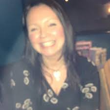 Sally Craig (@sallyhotfoot)