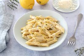Recette Pates Au Citron Et Parmesan En Video Recette Pates Au Citron Recette Pate Recette Italienne