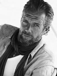 Handsome men: Discover 90 The Captivating Male ideas