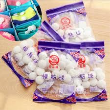 Pohon kapur atau dryobalanops aromatica merupakan salah satu tanaman penghasil kapur barus atau kamper selain tumbuhan. 2 Packs Naturliche Mottenkugeln Kampfer Pastille Kleidung Mehltau Motten Muckenschutz Kampfer Holz Geruch Repellents Aliexpress