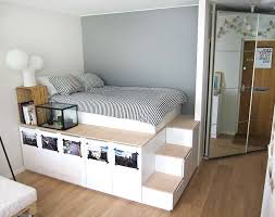Ikea Yatak Odasi Mobilyalari Ve Diy Projeleri 2015 2 Kucuk Alanlar Yatak Depolama Ikea Fikirleri
