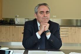 Candidat déclaré à l'élection présidentielle d'avril 2022, xavier bertrand est l'actuel président du conseil régional des hauts de france, collectivité qui regroupe les. Presidentielle 2022 Xavier Bertrand Le Mieux Place A Droite Face Au Duel Le Pen Et Macron
