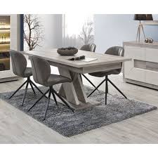Les lignes droites et robustes, des meubles de ce séjour salle à manger, s'associent au coloris chêne gris clair. Table De Salle A Manger Moderne Chene Clair Romain Matelpro Table De Salle A Manger Moderne Table Salle A Manger Salle A Manger En Chene