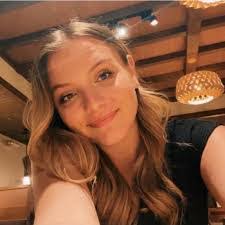 Sandra Chartier's Instagram, Twitter & Facebook