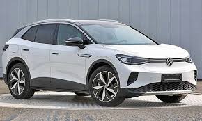In wirklichkeit ist der neue polo aber um einiges größer als ein golf iii und bis auf die länge sogar größer als ein golf der vierten generation. Vw Id 4 Neue Bilder Sollen Volkswagens Neues E Auto Zeigen Business Insider
