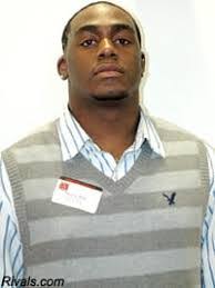 Dorian Bell's Instagram, Twitter & Facebook