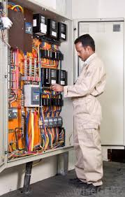 A circuit's hot wire is, we might say, one half of the path the circuit takes between the electrical source and the operating items (loads). What Is A Fuse Panel With Pictures