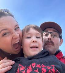 Artist With ALS Creates Moving Portraits of People With ALS