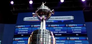 A conmebol realizou hoje, em luque, no paraguai, o sorteio da fase de grupos da copa libertadores 2021. Veja Como Ficara A Divisao Dos Potes Para Sorteio De Grupos Da Libertadores 09 03 2021 Uol Esporte