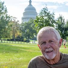Former Georgia congressman Linsday Thomas grows oaks from Capitol Hill  acorns