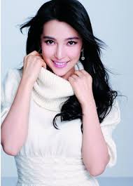Born february 27, 1973) is a chinese actress and singer who rose to fame with her role in seventeen years (1999) and since then received critical acclaim for her roles in a world without thieves (2004), waiting alone (2005), the knot (2006), the forbidden kingdom. Li Bingbing Bio Height Weight Measurements Celebrity Facts