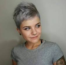 See more of kurzhaarfrisuren damen on facebook. Schone Kurzhaarfrisuren Grau Haar Farbe Kurze Haare Fur Rundes Gesicht Graue Haare Kurze Haare Frisur Ideen