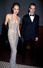 Trainspotting and elementary actor jonny lee miller has signed up to play john major. Are Angelina Jolie And Jonny Lee Miller The Next A List Exes To Get Back Together Glamour