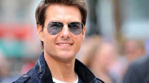 Tom Cruise's First Manager Says He Was Appearance-Obsessed & Had 'Terrible  Temper'