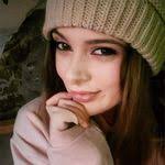 Shannah Kelley's Instagram, Twitter & Facebook