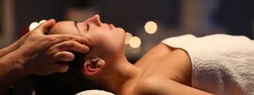 アビヤンガ | アーユルヴェーダ・スウァキリマ