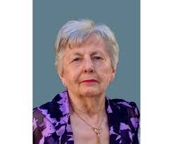 Mary Hogarty's Instagram, Twitter & Facebook